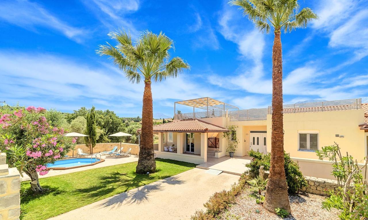 Villa Di Palma Heated Pool Koufi Екстериор снимка